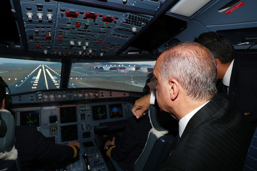 3. havalimanına ilk kez Cumhurbaşkanı Erdoğan indi!
