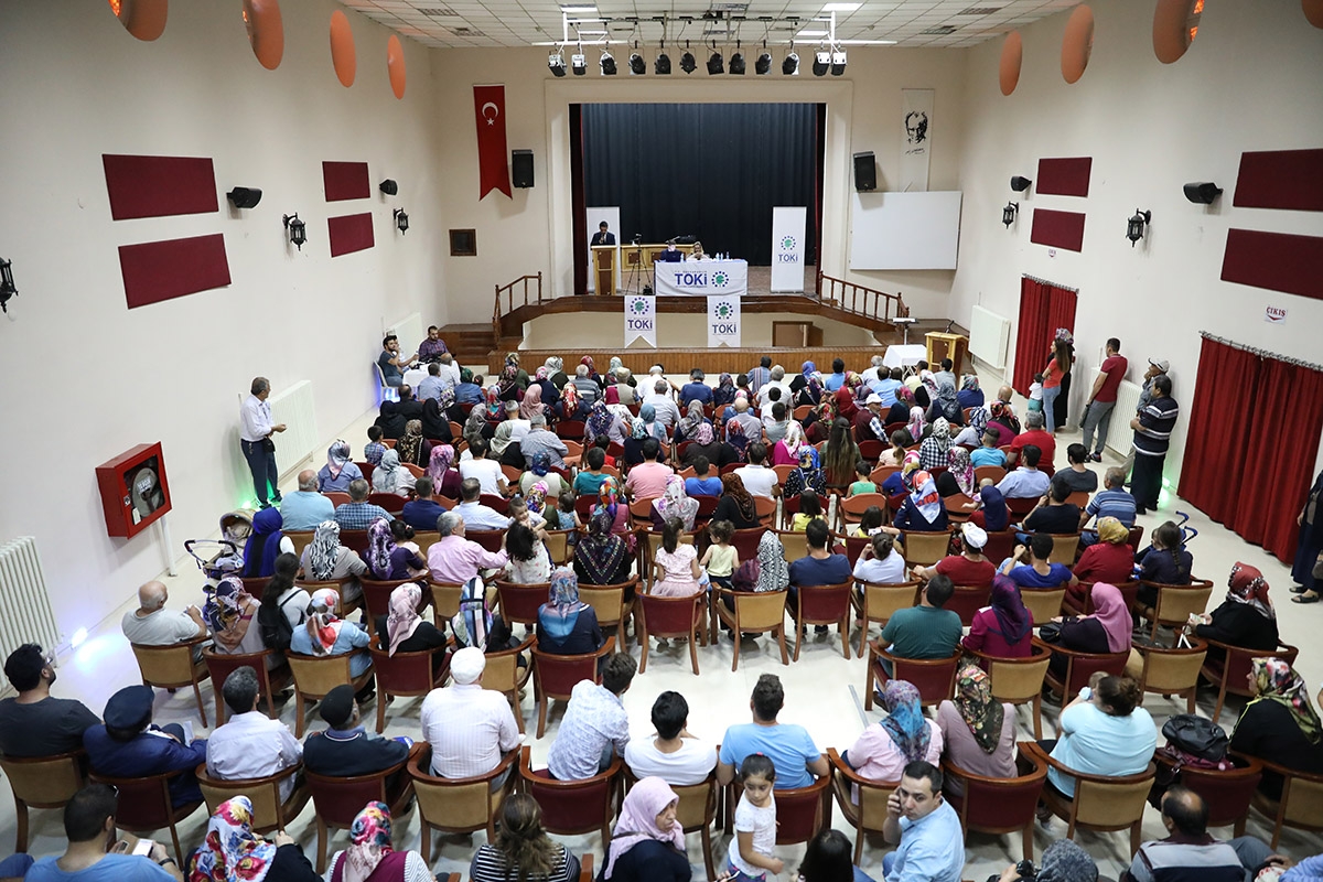 TOKİ Çankırı’da 249 konutun yeni sahipleri belirlendi!