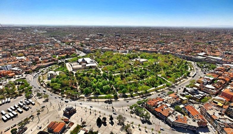 Konya Karatay'daki arsa 7 milyon TL'ye satılıyor!