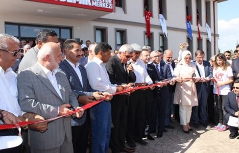 Niğde Şehit Ömer Halisdemir Kültür Merkezi açıldı!